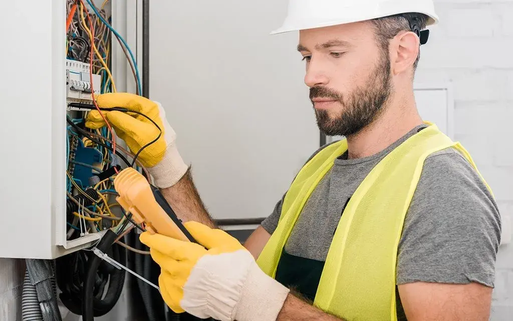 How to become electrician in 2025? | ZenElectrical